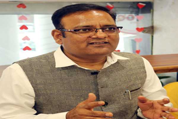 जनता से पूछकर विधानसभा से दूंगा इस्तीफा, राजकुमार आनंद का आप पर बड़ा हमला